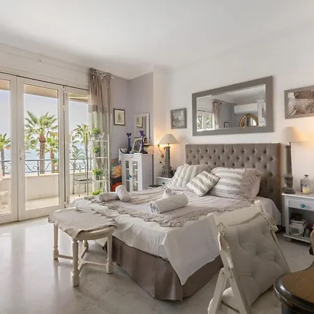 Sea View La Croisette Apartment *